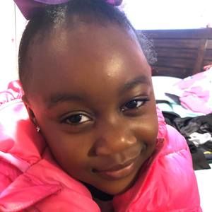 Meet your Posher, Dee